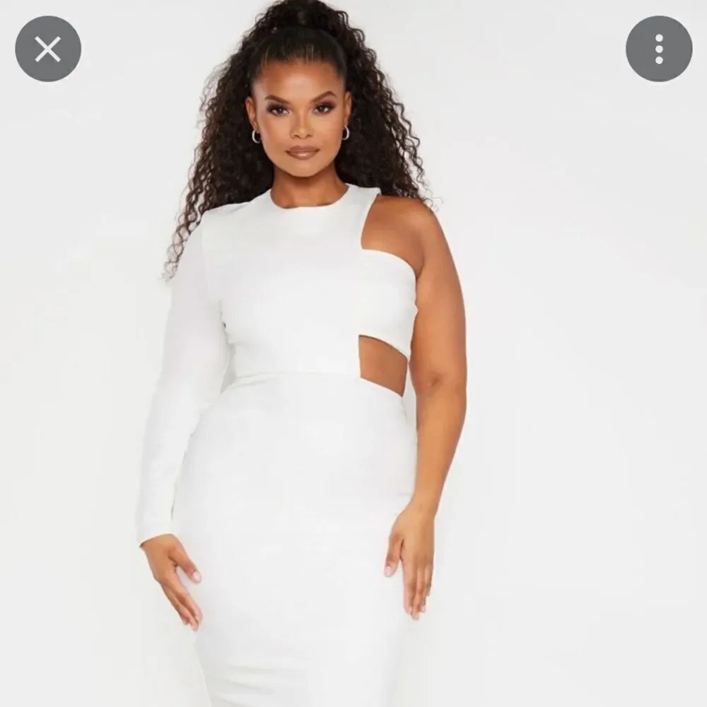 Pretty Little Thing Dress - Picture 9 of 11